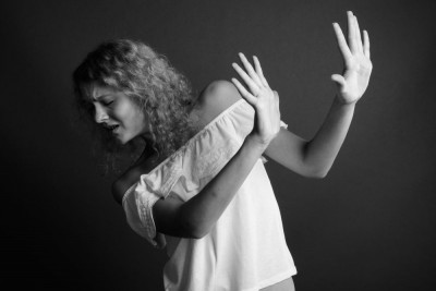 HINDARI PELAKU EMOTIONAL ABUSE, WASPADAI 6 CIRINYA YUK