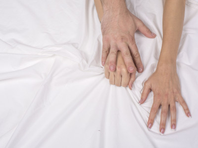 JANGAN LAKUKAN LEWAT DUBUR! SIMAK BAHAYA DARI SEKS ANAL