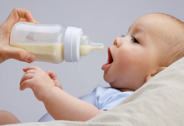 Bayi Anda Overfeeding? Ini Tandanya!