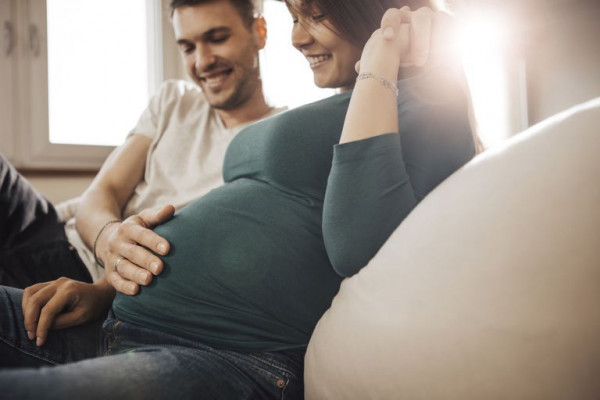 Pijat Perineum: Cara Meminimalkan Robekan pada Vagina