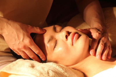 Beragam Manfaat Energy Healing untuk Kesehatan
