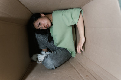 ATASI CLAUSTROPHOBIA: TAKUT BERADA DI TEMPAT SEMPIT YUK!