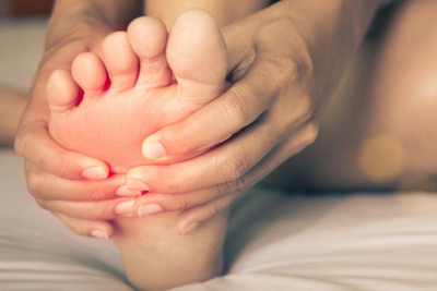 Telapak Kaki Sering Mati Rasa? Ini Gejalanya 