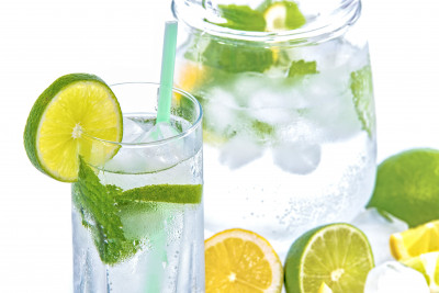 Ingin Turunkan Berat Badan? Cobalah Diet Air Putih