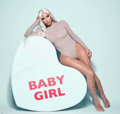Tips Singset Pasca Melahirkan Ala Kim Kardashian 