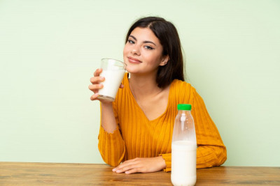 6 MANFAAT SUSU KEDELAI BAGI TUBUH, SIMAK YUK