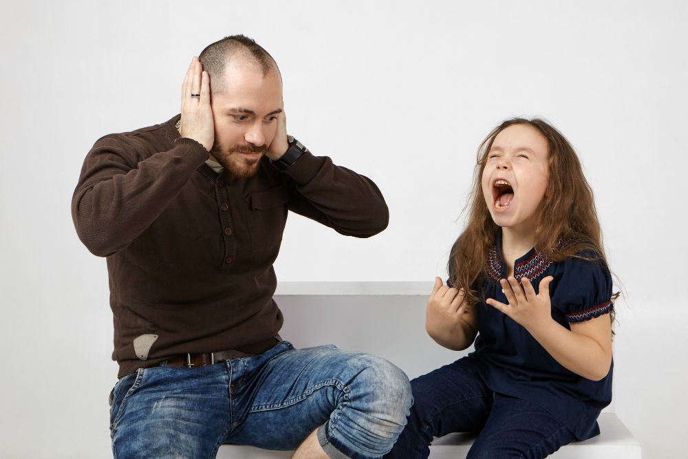 anak tantrum, cara mengatasi anak tantrum, tips menghadapi anak tantrum, yesdok, konsultasi, videocalldokter, 24jam.