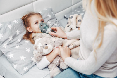 HATI-HATI! 7 PENYEBAB PNEUMONIA PADA ANAK