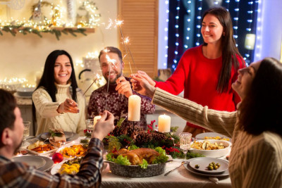 Cara Agar Dietmu Tetap Lanjut Saat Libur Natal & Tahun Baru 