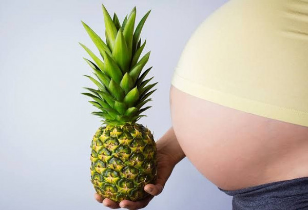 Nanas Bisa Bikin Wanita Cepat Hamil?
