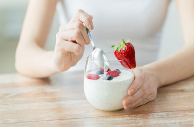 6 MANFAAT YOGHURT BAGI KULIT