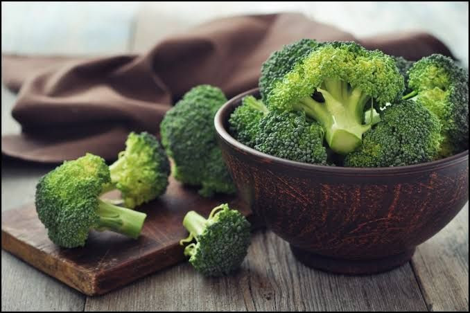 5 Manfaat Brokoli  yang Jarang Diketahui YesDok