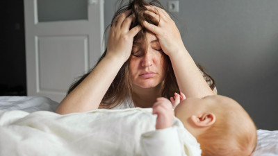 IBU DI JAKSEL TENGGELAMKAN BAYI DI EMBER, BABY BLUES ATAU POSTPARTUM SYNDROME?