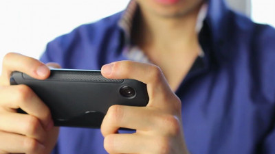 Ini Efek Buruk Jika Terlalu Lama Menggunakan Gadget