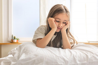 Anak Sering Tidur Larut? Ini Penyebab Insomnia pada Anak
