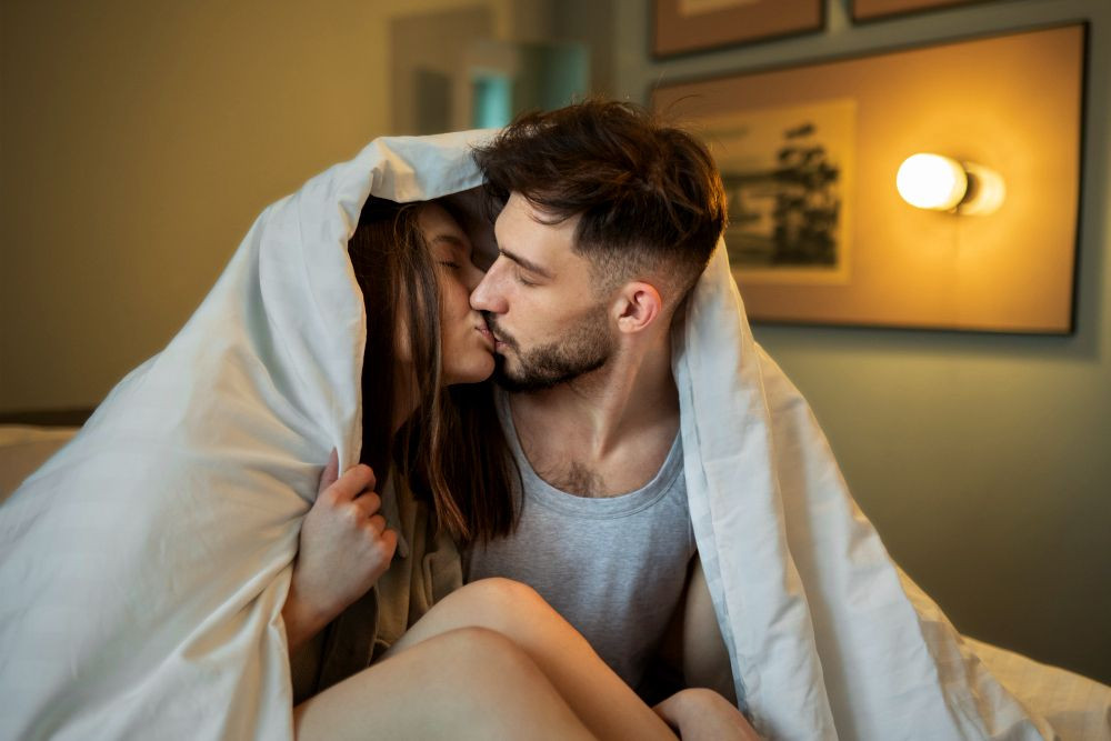 Tips berhubungan seks setelah melahirkan, seks setelah melahirkan, berhubungan seks, nyeri setelah berhubungan, hubungan seksual, yesdok, 24jam, videocalldokter, konsultasi