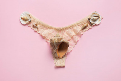 KEPUTIHAN DAN VAGINA BAU? HINDARI KONSUMSI 6 JENIS MAKANAN INI