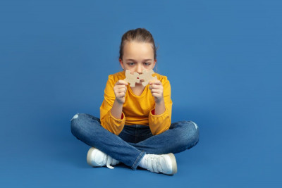 MENGAPA ANAK MENGIDAP RETARDASI MENTAL? SIMAK PENYEBABNYA YUK