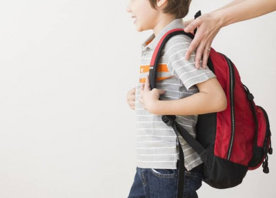 Tas Ransel Berat Sebabkan Banyak Masalah Pada Punggung