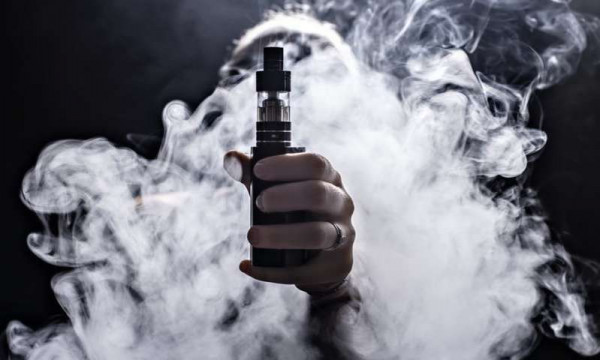 Vaping Ditemukan Bikin Masalah Pada Pernapasan