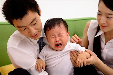   Apa yang Harus Dilakukan Saat Bayi Tidak Berhenti Menangis