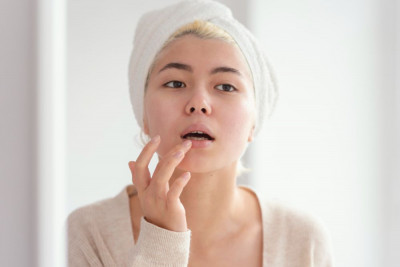 Bibir Kering: Kenali Penyebab dan Penanganannya!