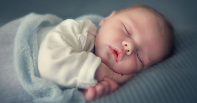 Berapa Lama Durasi Tidur Bayi yang Baru Lahir?