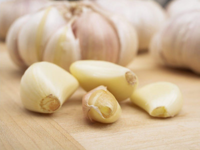 Bawang Putih untuk Jerawat, Benarkah Berkhasiat?