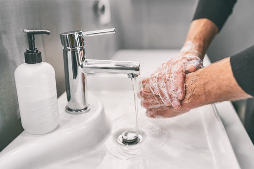 Cuci tangan dengan sabun