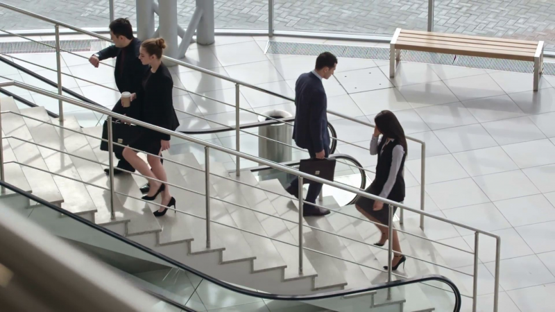 Alasan Mengapa Naik  dan Turun  Tangga  Lebih Sehat YesDok Alasan Mengapa Naik  dan Turun  Tangga  Lebih Sehat YesDok