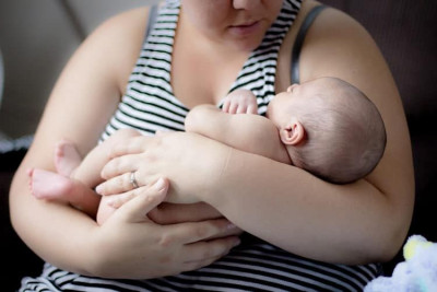 Obesitas Sebabkan Kurangnya ASI pada Ibu Menyusui