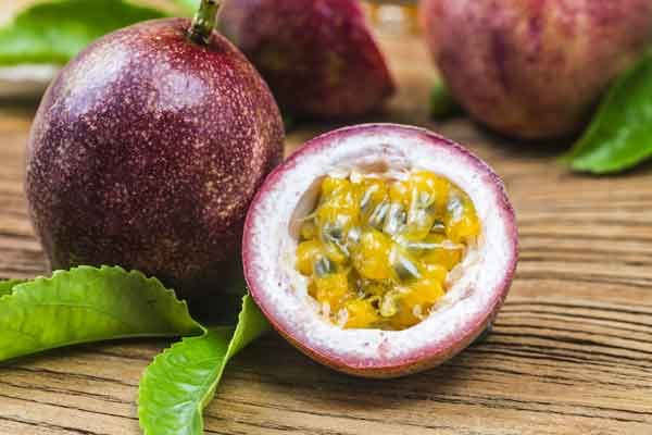 Markisa: Buah Tropis yang Menenangkan dan Mengatur Tekanan Darah