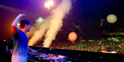 Menari Musik EDM Bantu Penurunan Berat Badan