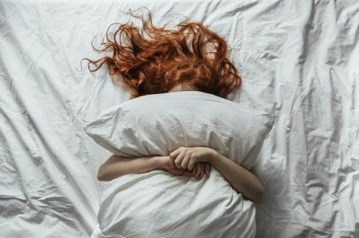Pentingnya Kurangi Screen Time Demi Meningkatkan Kualitas Tidur