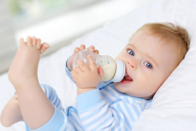 Tanda Si Kecil Alergi Susu Sapi