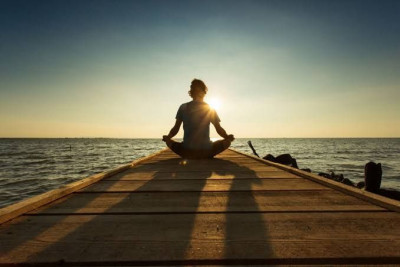 Menyempatkan Diri Meditasi Mampu Cegah Alzheimer