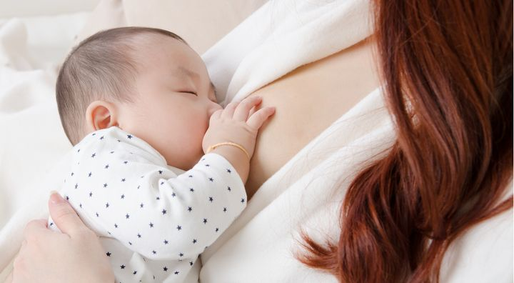 Mitos atau Fakta: ASI Bisa Bikin Bercak Putih Di Wajah Bayi