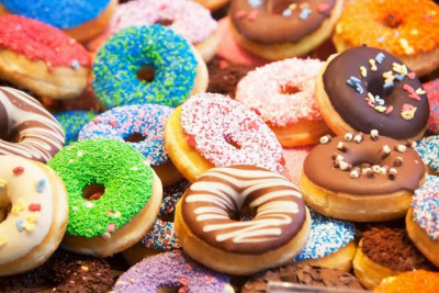 Hindari Kerusakan Gigi, Ini Makanan Manis yang Aman Anda Konsumsi