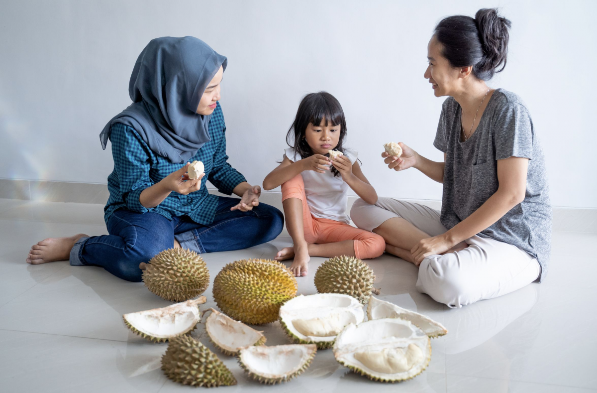 Terlalu Sering Makan Durian Secara Berlebihan, Cek Dampaknya Disini