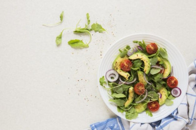 Manfaat dan Risiko Menerapkan Diet Vegan