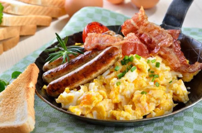 Waspada Beberapa Penyakit Akibat Sering Konsumsi Sosis saat Sarapan