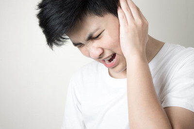 TINNITUS (TELINGA BERDENGING)