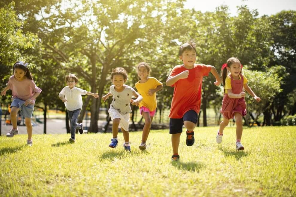 Pentingnya Bermain Di Luar Rumah Untuk Kesehatan Anak | Yesdok.com