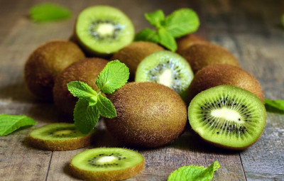Manfaat Kesehatan dalam Buah Kiwi