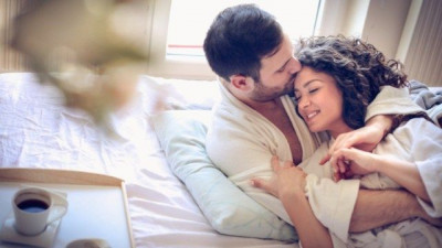Tanda Kehidupan Seksual Anda Sehat dan Memuaskan
