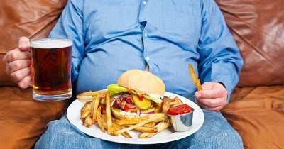 Tips Mengurangi Keinginan Makan Berlebihan