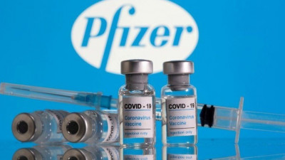 Vaksin Pfizer Kini Bisa Disimpan di Lemari Es Lebih Lama