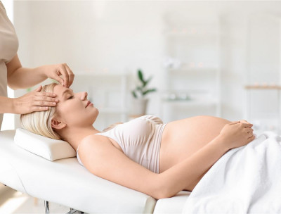 4 Jenis Facial yang Aman Untuk Ibu Hamil