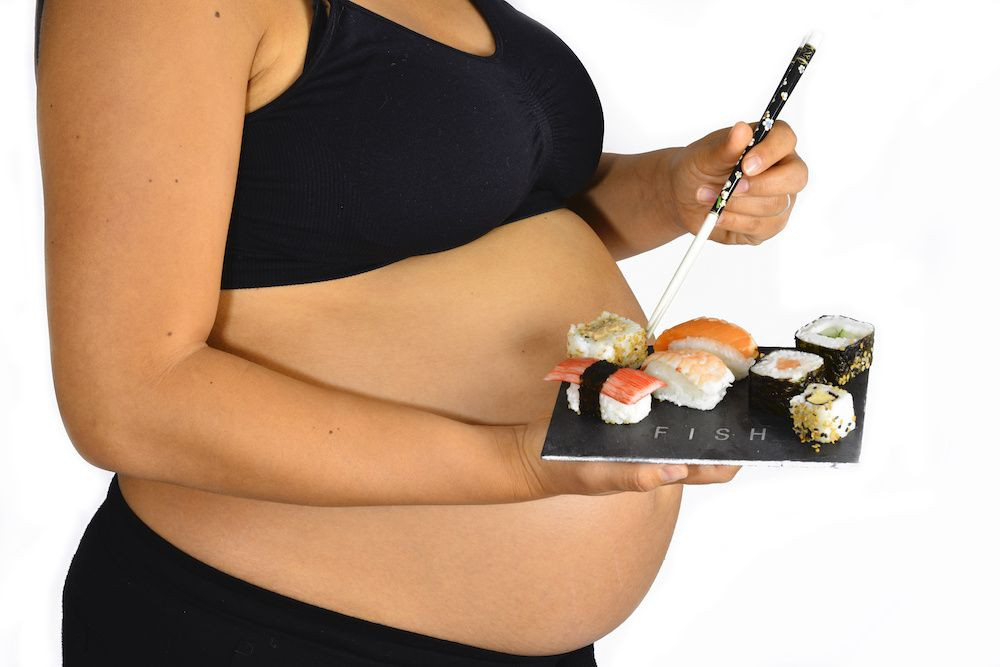 makan sushi saat hamil