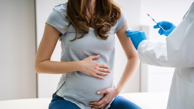 Vaksinasi COVID-19 pada Ibu Hamil Juga Memberikan Perlindungan Bagi Bayi